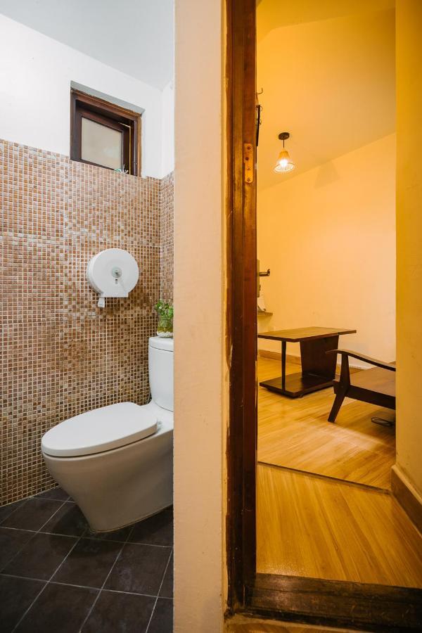 Entire French House With 4 Bedrooms In Hanoi Downtown Exterior foto